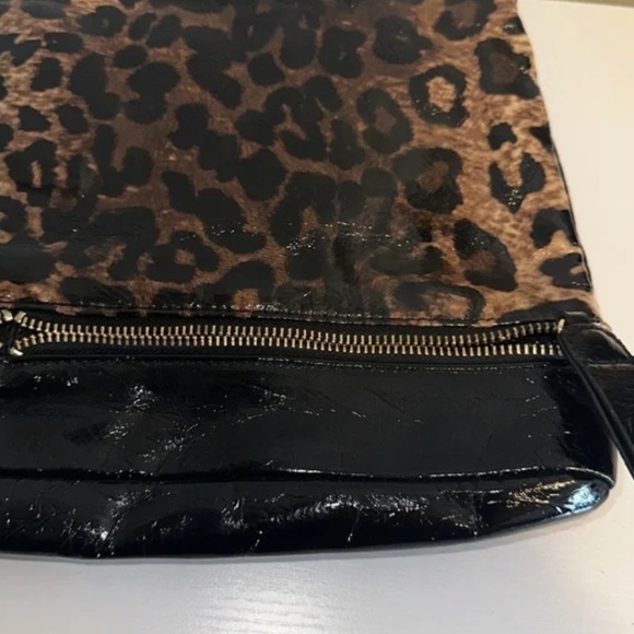 Jessica Simpson Animal Leopard Print Lg Clutch / Bag Excellent Cond. Used Once - Picture 5 of 11